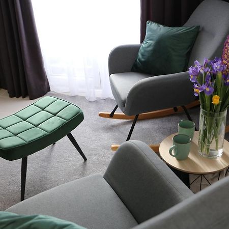 Flora Studio Apartments Korenica Kültér fotó
